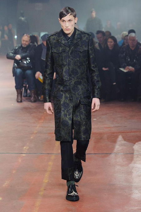 Alexander McQueen Menswear Autumn/Winter 2015 Collection