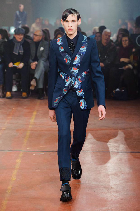 Alexander McQueen Menswear Autumn/Winter 2015 Collection