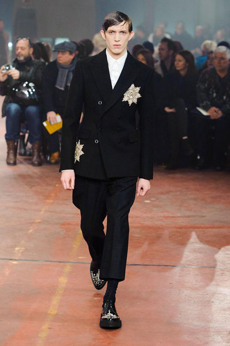 Alexander McQueen Menswear Autumn/Winter 2015 Collection