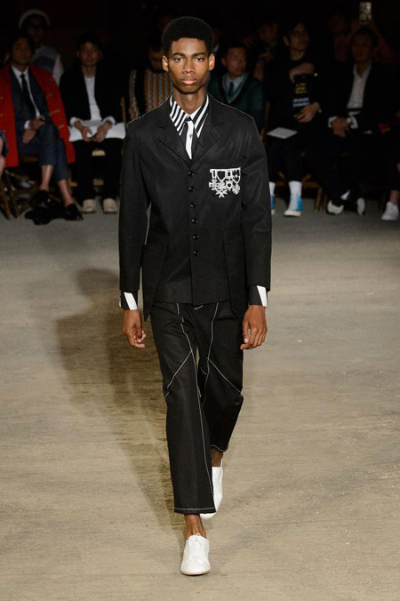 Alexander McQueen Menswear Spring/Summer 2016 collection