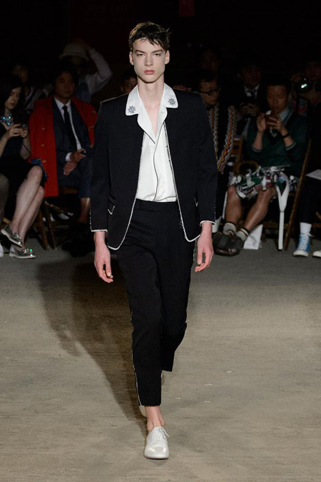 Alexander McQueen Menswear Spring/Summer 2016 collection