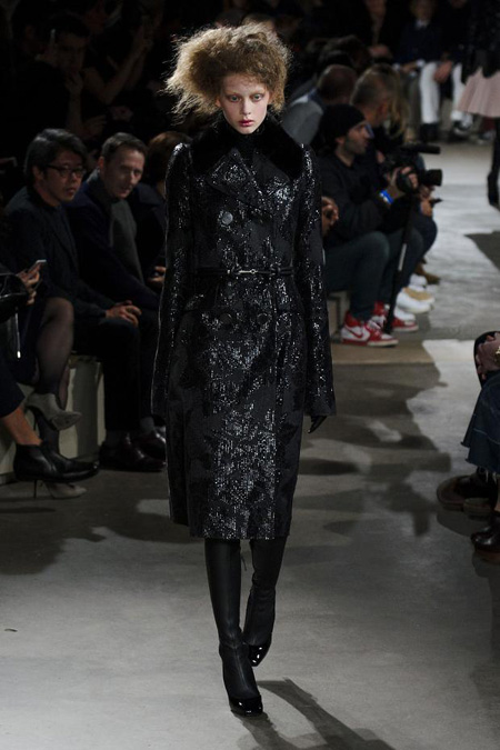 Alexander McQueen Autumn/Winter 2015 women's collection