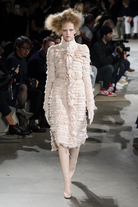 Alexander McQueen Autumn/Winter 2015 women's collection