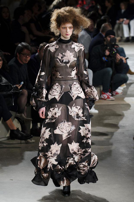 Alexander McQueen Autumn/Winter 2015 women's collection