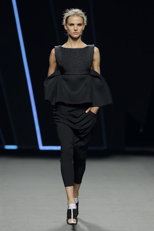 Amaya Arzuaga Spring-Summer 2016 collection at MBFW Madrid