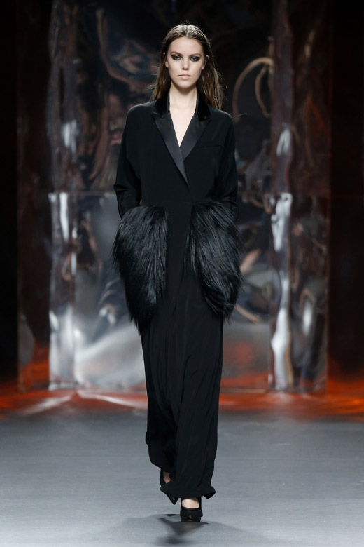 Ana Locking Fall-Winter 2015/2016 collection during the MBFWM