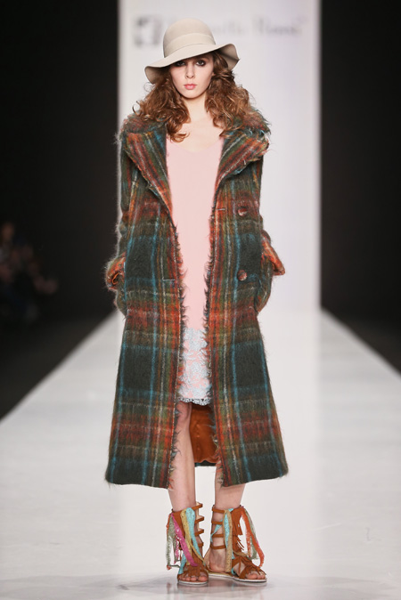 Antonella Rossi presented Fall/Winter 2015-2016 at Mercedes-Benz Fashion Week Russia