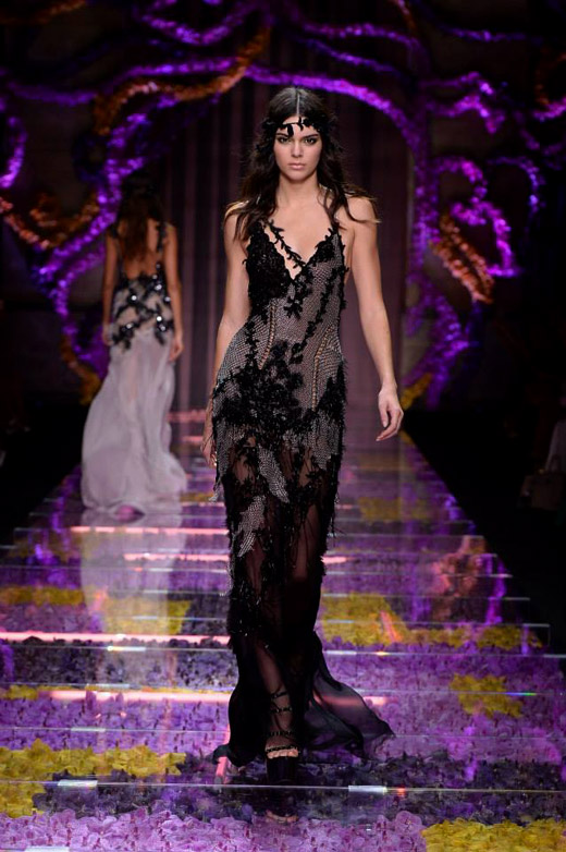 Haute Couture : Atelier Versace Fall-Winter 2015/2016 collection