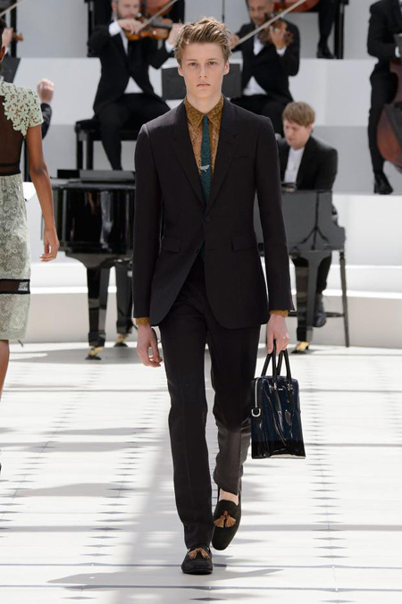 Burberry Prorsum Spring Summer 2016 collection