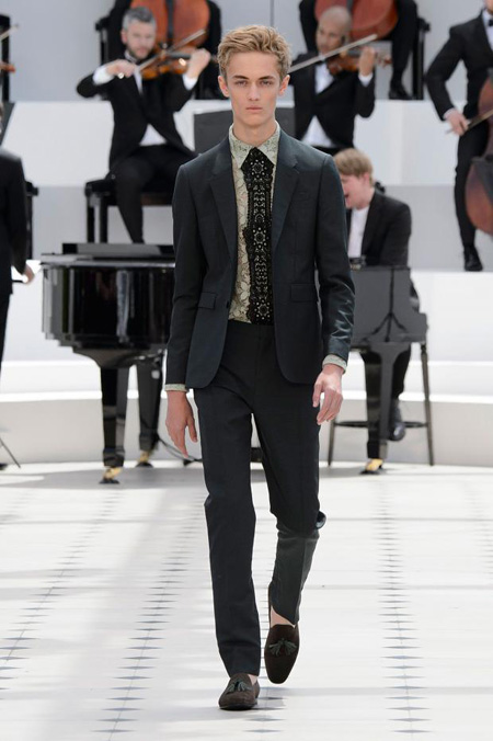 Burberry Prorsum Spring/Summer 2016 collection