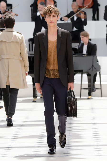 Burberry Prorsum Spring/Summer 2016 collection