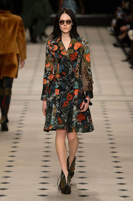 Womenswear: Burberry Prorsum Autumn/Winter 2015 collection 