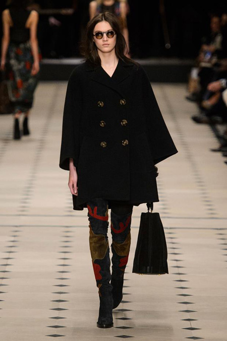 Womenswear: Burberry Prorsum Autumn/Winter 2015 collection 