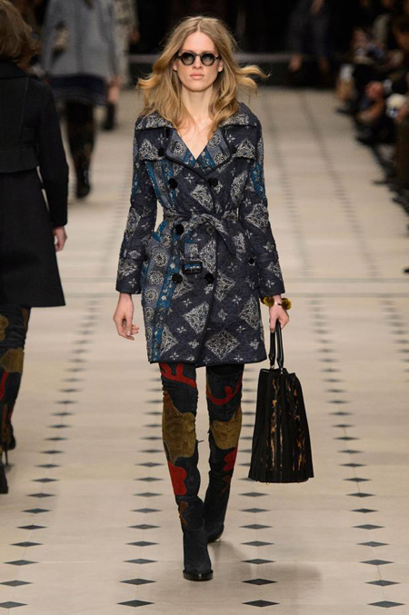 Womenswear: Burberry Prorsum Autumn/Winter 2015 collection 