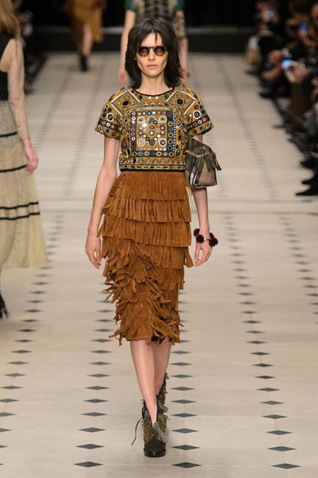 Womenswear: Burberry Prorsum Autumn/Winter 2015 collection 