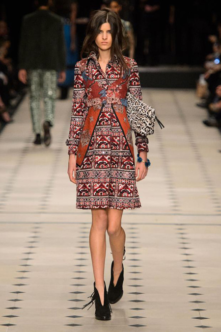 Womenswear: Burberry Prorsum Autumn/Winter 2015 collection 