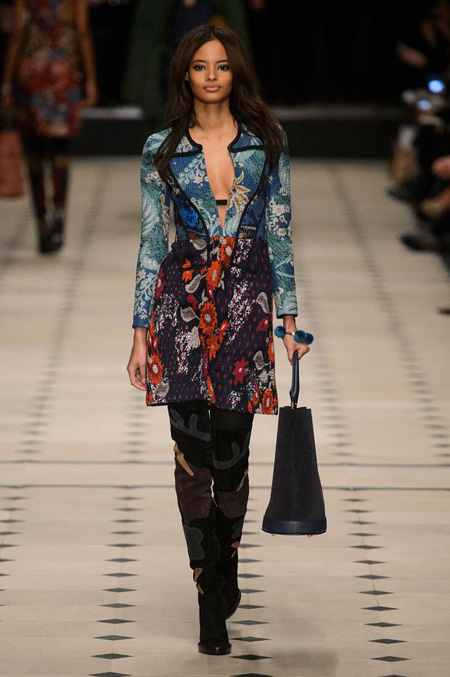 Womenswear: Burberry Prorsum Autumn/Winter 2015 collection 
