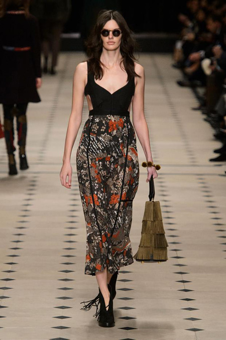 Womenswear: Burberry Prorsum Autumn/Winter 2015 collection 