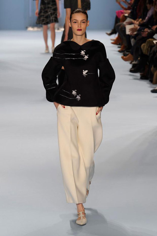 Carolina Herrera Fall-Winter 2015/2016 collection