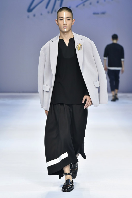 Caruso Fall-Winter 2015/2016 menswear collection at Seoul Fashion Week