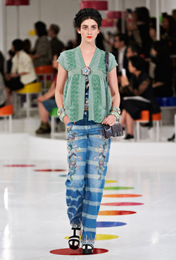 Chanel Cruise 2015-2016 Collection