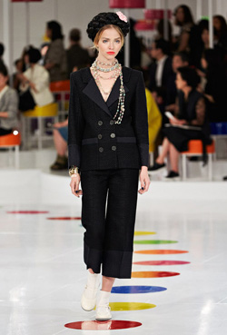 Chanel Cruise 2015-2016 Collection