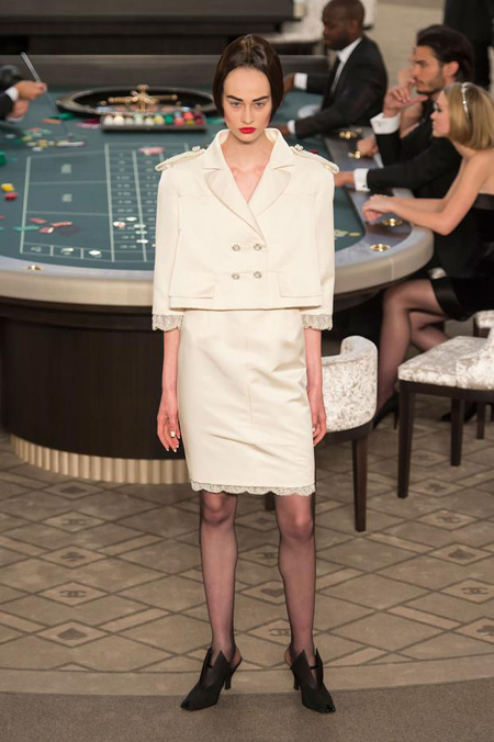 Chanel Fall-Winter 2015/2016 Haute Couture Collection