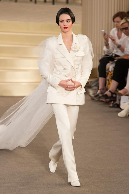 Chanel Fall-Winter 2015/2016 Haute Couture Collection