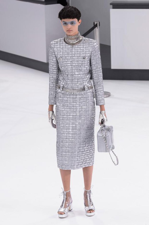 Spring/Summer 2016 Ready-to-wear collection CHANEL Airlines