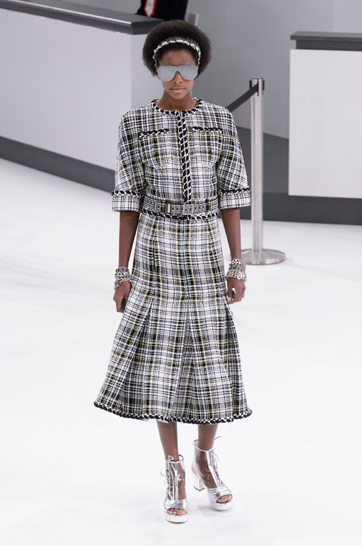 Spring/Summer 2016 Ready-to-wear collection CHANEL Airlines