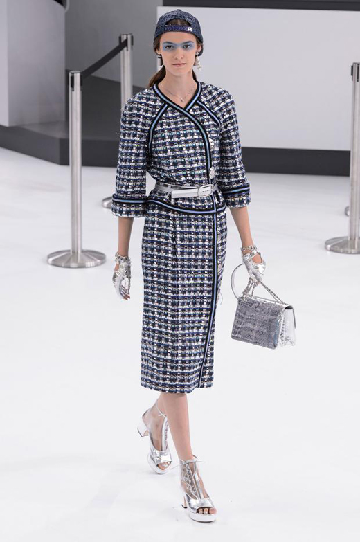 Spring/Summer 2016 Ready-to-wear collection CHANEL Airlines