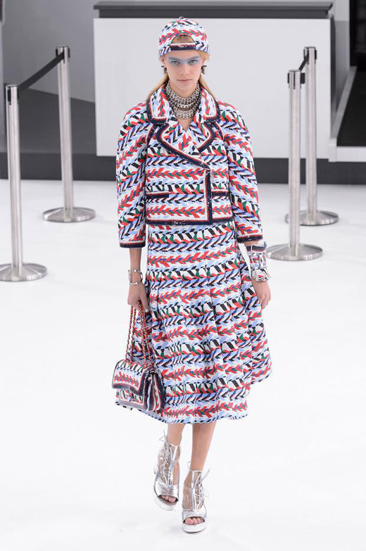 Spring/Summer 2016 Ready-to-wear collection CHANEL Airlines