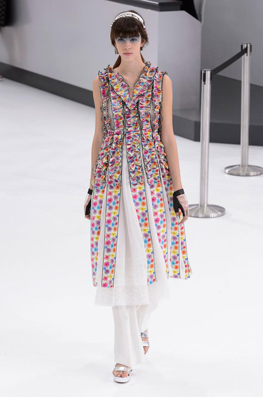 Spring/Summer 2016 Ready-to-wear collection CHANEL Airlines