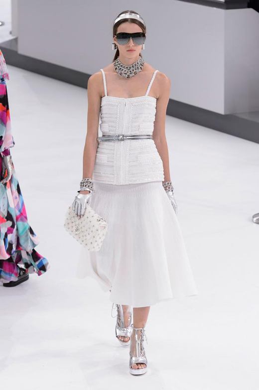 Spring/Summer 2016 Ready-to-wear collection CHANEL Airlines