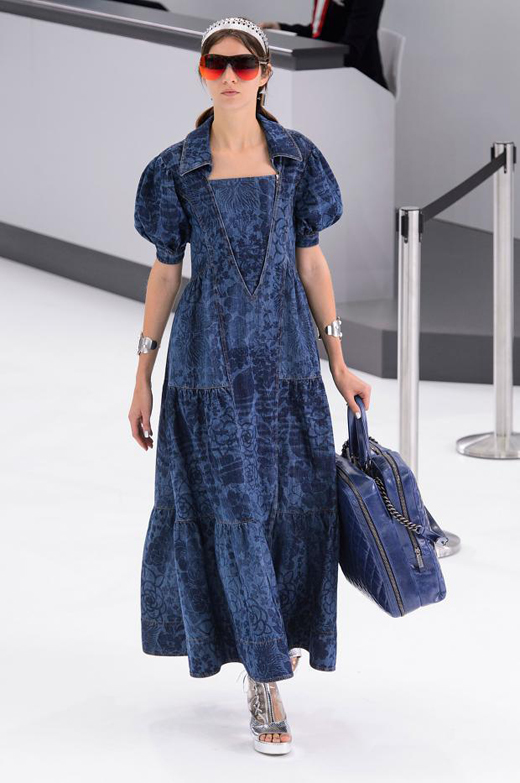 Spring/Summer 2016 Ready-to-wear collection CHANEL Airlines