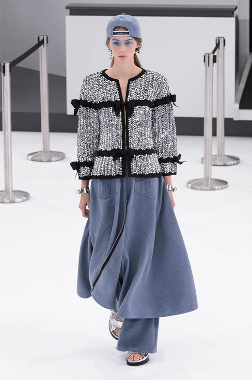 Spring/Summer 2016 Ready-to-wear collection CHANEL Airlines