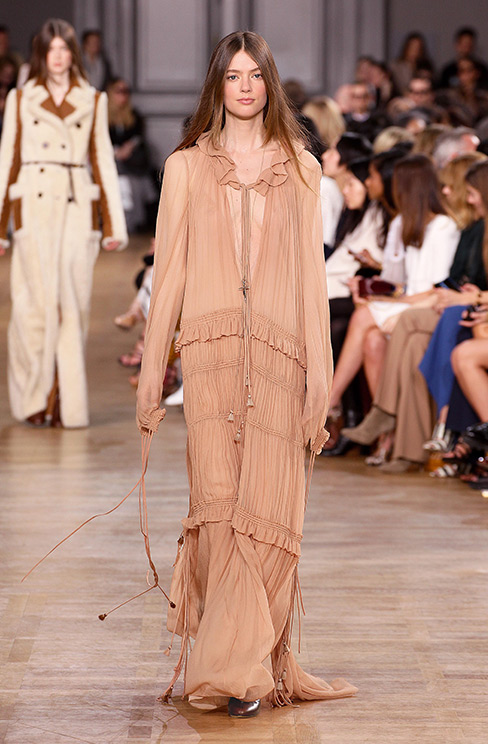 Bolder style for Fall-Winter 2015/2016 by Chloé