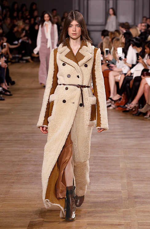 Bolder style for Fall-Winter 2015/2016 by Chloé