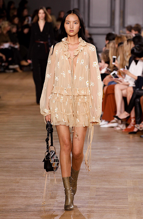 Bolder style for Fall-Winter 2015/2016 by Chloé