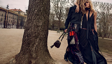 Friendship with style for Fall-Winter 2015/2016 in Chloé campaign