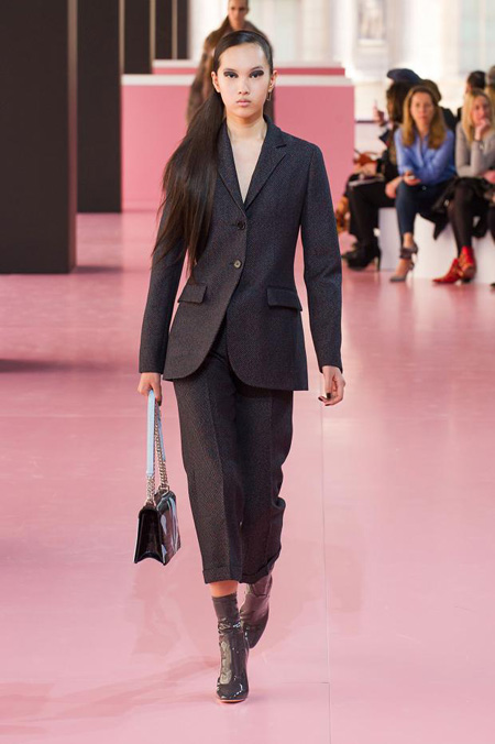 Christian Dior Autumn/Winter 2015-2016 Ready-to-wear collection at Paris Fashion Week