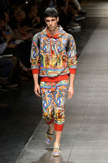 The Chinese Palace by Dolce and Gabbana Spring/Summer 2016