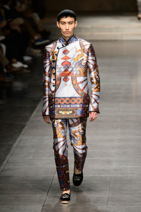 The Chinese Palace by Dolce and Gabbana Spring/Summer 2016