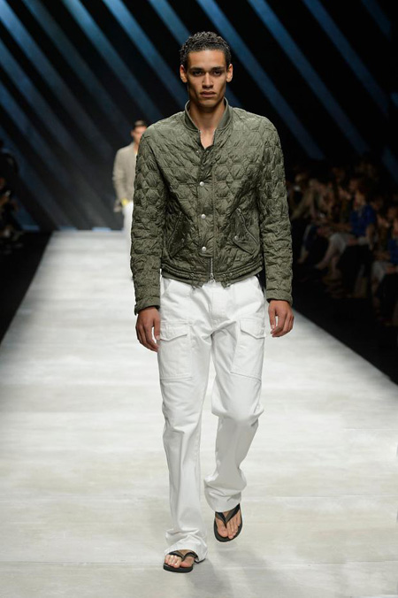 Neo-army inspiration and natural materials by Ermanno Scervino Spring/Summer 2016