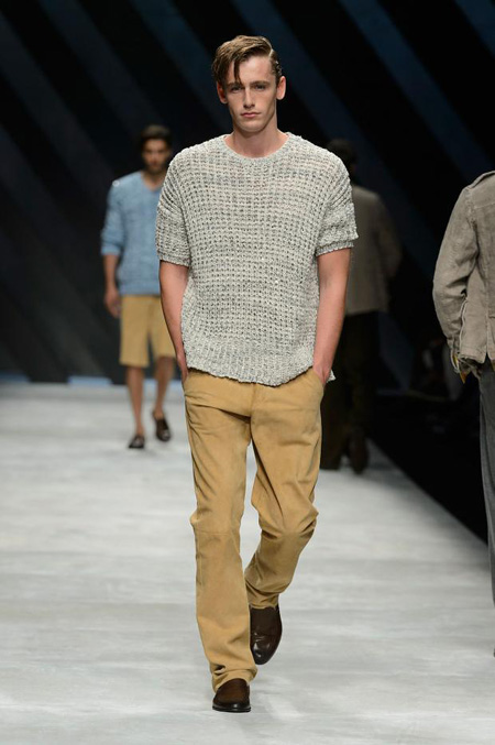 Neo-army inspiration and natural materials by Ermanno Scervino Spring/Summer 2016