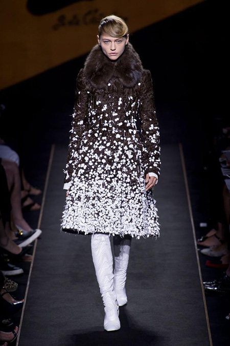 Silver Moon by Fendi Autumn/Winter 2015-2016 Haute Couture collection