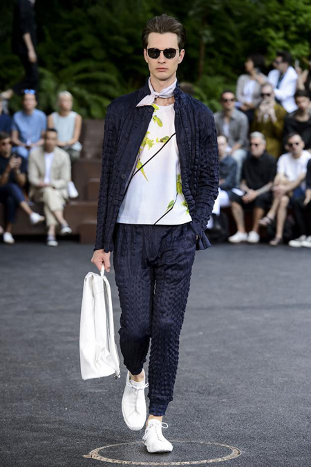 Issey Miyake Men: Spring Summer 2016 Collection