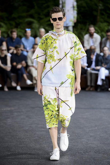 Issey Miyake Men: Spring Summer 2016 Collection