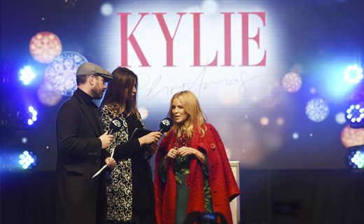 Global Superstar Kylie lights up Oxford Street at Pandora Switch on with capital