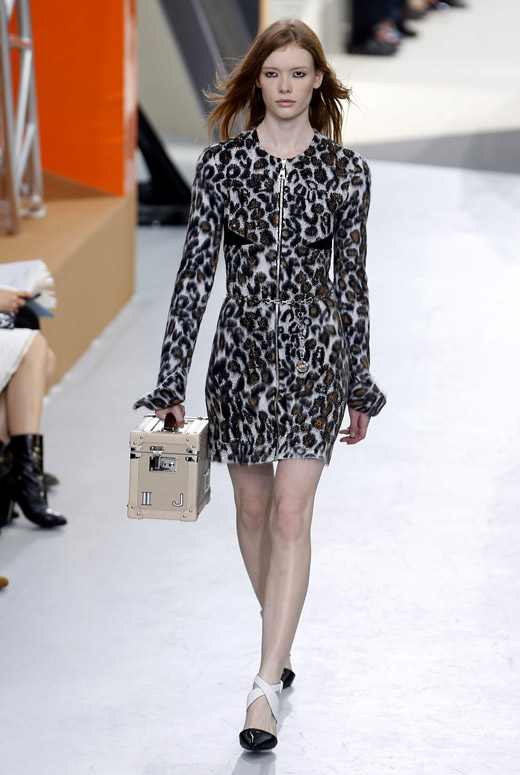 Fur, animal prints and box-like handbags by Louis Vuitton for Fall-Winter 2015/2016